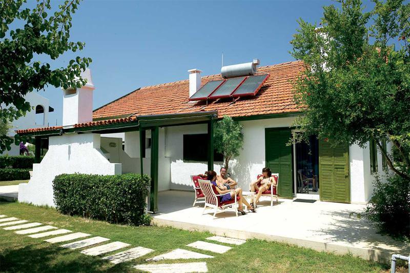 Villasaray Hotel & Villa Кешме Экстерьер фото
