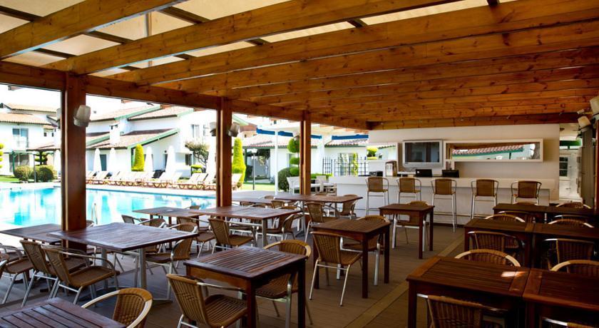 Villasaray Hotel & Villa Кешме Экстерьер фото